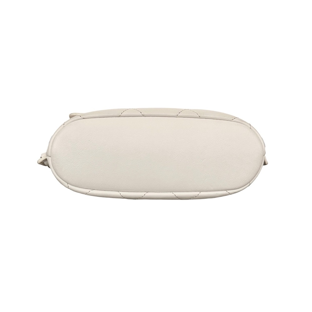 CHANEL Quilted Calfskin Chain Flap Hobo Small Ivory White Gold - Picture 7 of 16